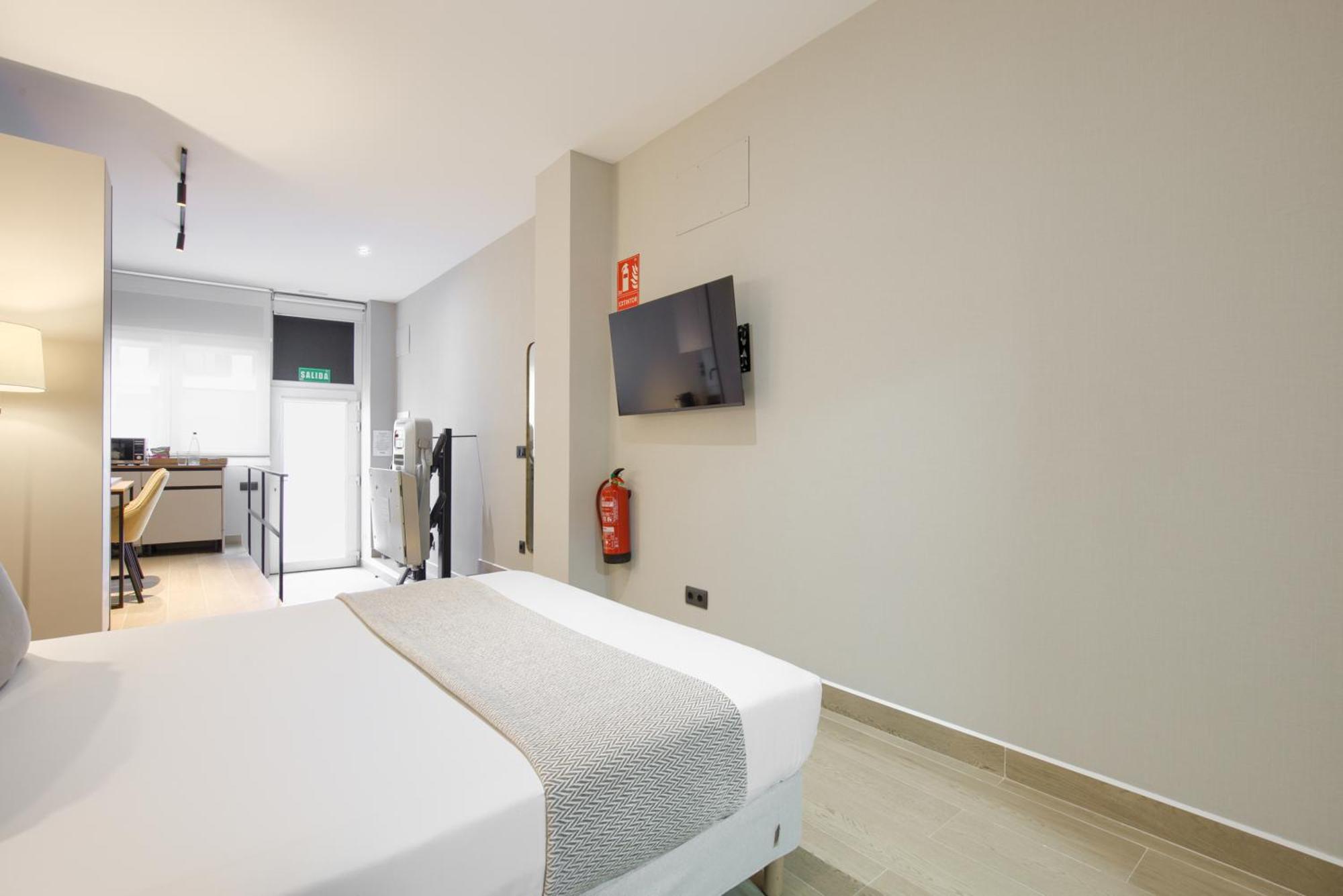 Dobo Madrid Murillo Zimmer foto
