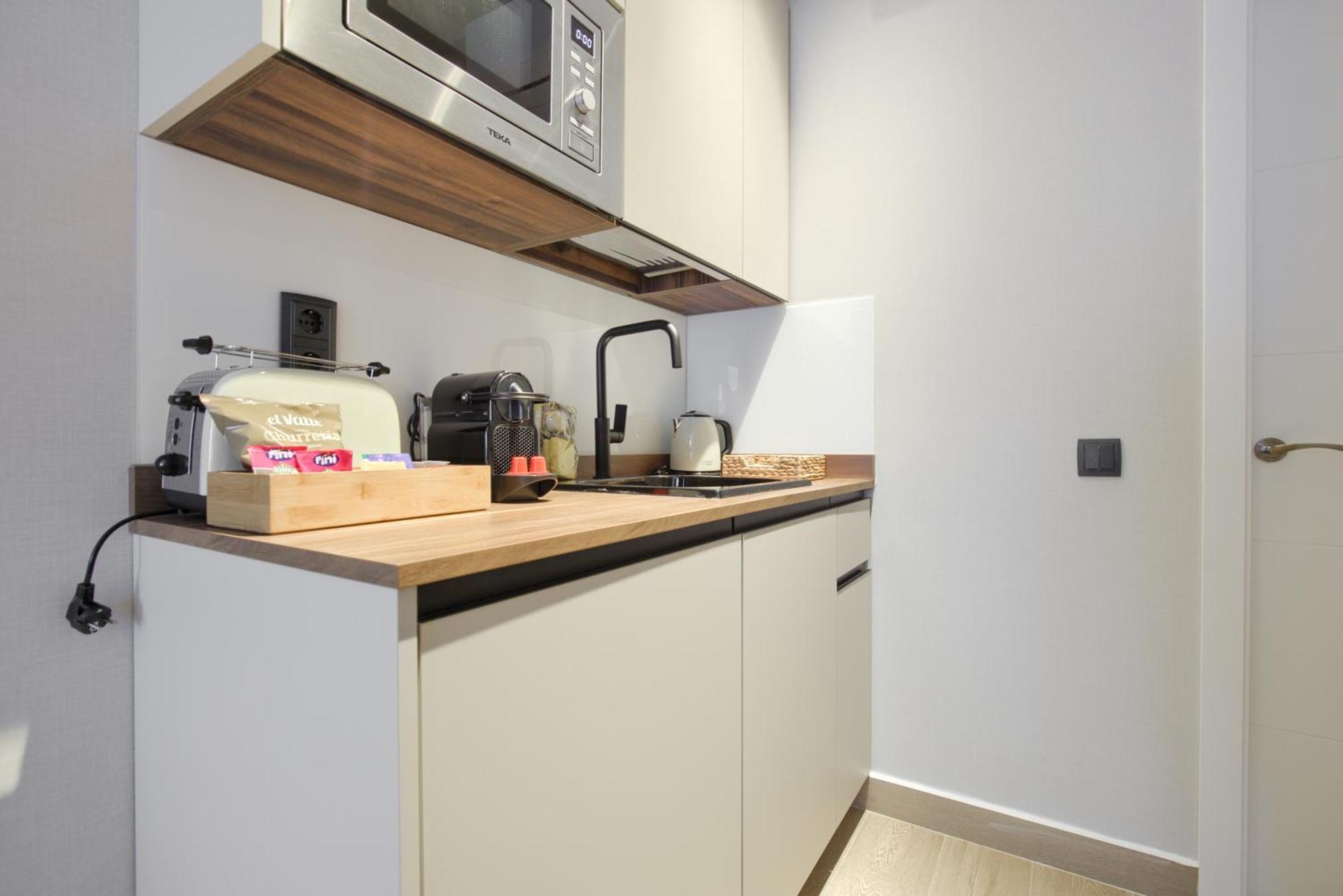 Dobo Madrid Murillo Zimmer foto